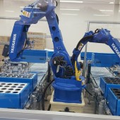 리필용기 상, 하 케이스 PIN 조립라인