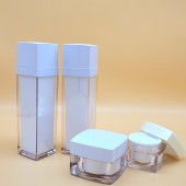 세트구성 용기.